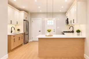 123-10 85th Ave, Kew Gardens, NY 11415 - Photo 2