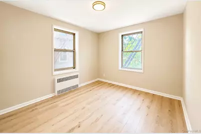 28-02 Parsons Blvd #1E, Flushing, NY 11354 - Photo 8