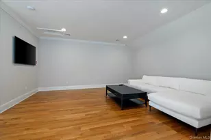238 Coach Dr, Woodbury, NY 11797 - Photo 24
