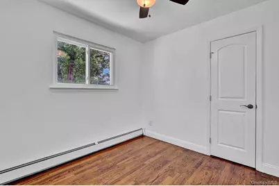 9 Taft Court, Deer Park, NY 11729 - Photo 16