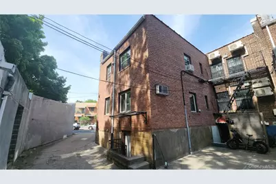 7432 Calamus Avenue, Elmhurst, NY 11373 - Photo 26