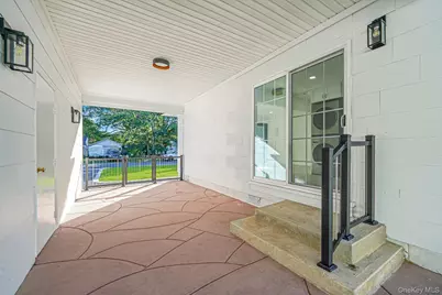 93 Royal Avenue, Flanders, NY 11901 - Photo 4