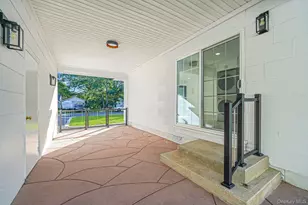 93 Royal Ave, Flanders, NY 11901 - Photo 4