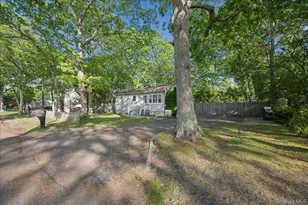 84 Queen Rd, Mastic Beach, NY 11951 - Photo 2