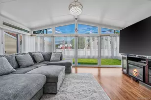 117 Wadsworth Ave, Levittown, NY 11756 - Photo 12