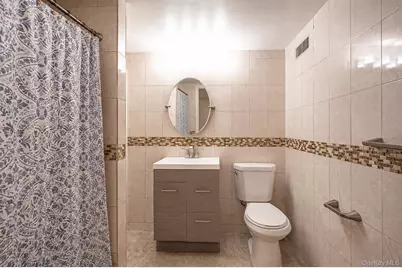 117 Wadsworth Avenue, Levittown, NY 11756 - Photo 22