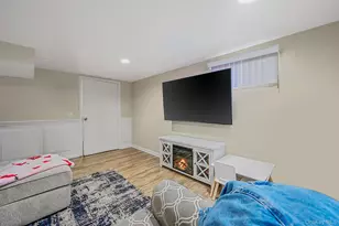 117 Wadsworth Ave, Levittown, NY 11756 - Photo 20