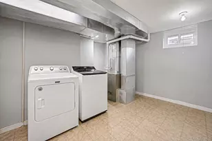 117 Wadsworth Ave, Levittown, NY 11756 - Photo 18