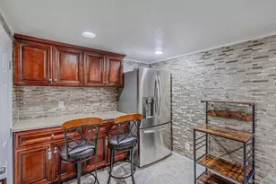 117 Wadsworth Ave, Levittown, NY 11756 - Photo 24