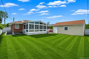 117 Wadsworth Ave, Levittown, NY 11756 - Photo 26