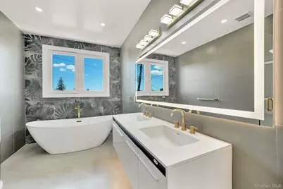 769 Anderson Avenue, Franklin Square, NY 11010 - Photo 34