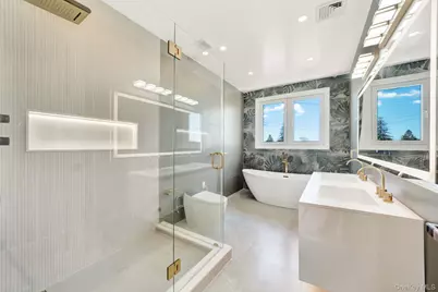 769 Anderson Avenue, Franklin Square, NY 11010 - Photo 32