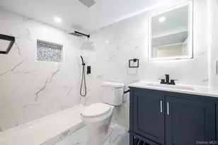26 Brandon Ave, Amityville, NY 11701 - Photo 32