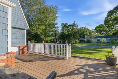 33 Lillian Road, Nesconset, NY 11767 - Photo 4
