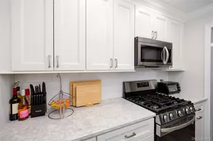 200 Merrick Rd, Amityville, NY 11701 - Photo 22
