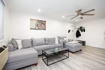 200 Merrick Road #F, Amityville, NY 11701 - Photo 16