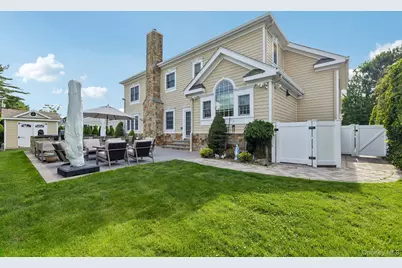217 Wellington Road, Garden City, NY 11530 - Photo 40