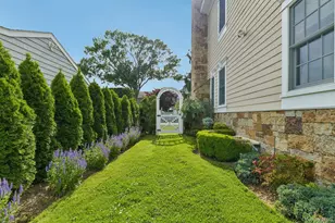 217 Wellington Rd, Garden City, NY 11530 - Photo 38
