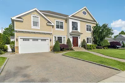 217 Wellington Road, Garden City, NY 11530 - Photo 2