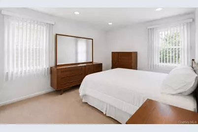 16314 91st Street, Howard Beach, NY 11414 - Photo 12