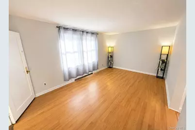 131 39 234 Street #LL, Rosedale, NY 11422 - Photo 2