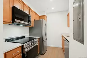 314 Sutton Dr, Mount Kisco, NY 10549 - Photo 6