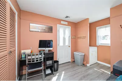49 Harness Lane, Levittown, NY 11756 - Photo 20