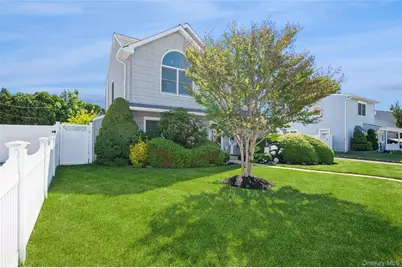 49 Harness Lane, Levittown, NY 11756 - Photo 4