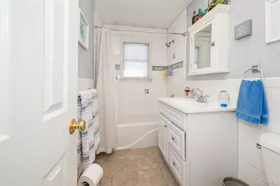 49 Harness Lane, Levittown, NY 11756 - Photo 28