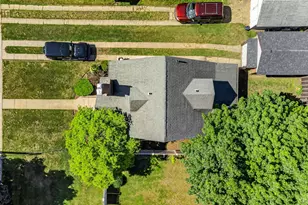 2456 Rockville Centre Pkwy, Oceanside, NY 11572 - Photo 38