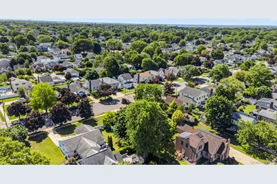 2456 Rockville Centre Parkway, Oceanside, NY 11572 - Photo 32