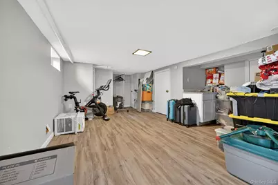 2456 Rockville Centre Parkway, Oceanside, NY 11572 - Photo 20