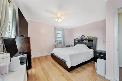 63 Amherst Road, Valley Stream, NY 11581 - Photo 12