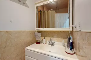 454 W 152nd St, New York, NY 10031 - Photo 20