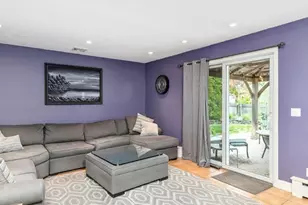 19 Knoll Ln, Smithtown, NY 11787 - Photo 14