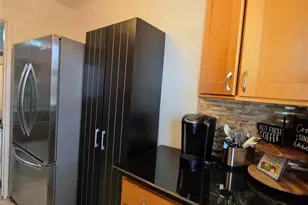 88-27 Shore Pkwy, Howard Beach, NY 11414 - Photo 10