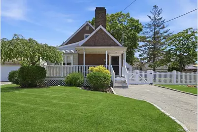 2395 Yorktown Street, Oceanside, NY 11572 - Photo 2