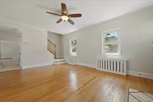 2395 Yorktown St, Oceanside, NY 11572 - Photo 8