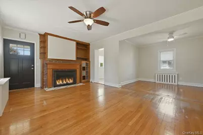 2395 Yorktown Street, Oceanside, NY 11572 - Photo 6