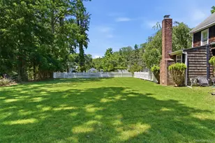4 Landing Meadow Rd, Smithtown, NY 11787 - Photo 34