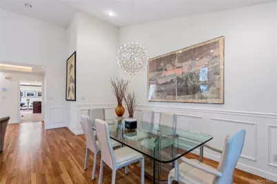 265 Sparrow Drive #265, Manhasset, NY 11030 - Photo 4