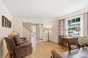 3122 Poplar St, Yorktown Heights, NY 10598 - Photo 8