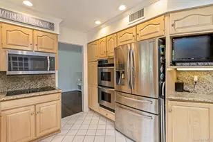 66 Cygnet Dr, Smithtown, NY 11787 - Photo 12