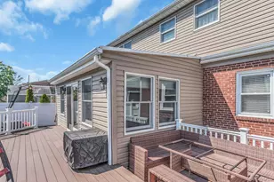 233 Collins Ave, Williston Park, NY 11596 - Photo 28