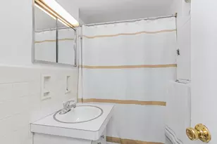 4705 Henry Hudson Pkwy, Bronx, NY 10471 - Photo 8