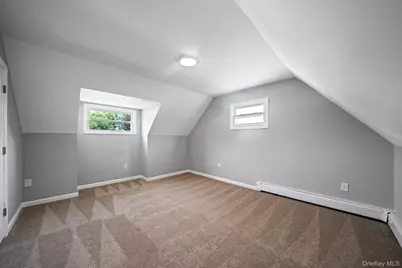 192 W 18th Street, Deer Park, NY 11729 - Photo 24