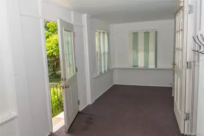 209 Sherman Street, Lynbrook, NY 11563 - Photo 2