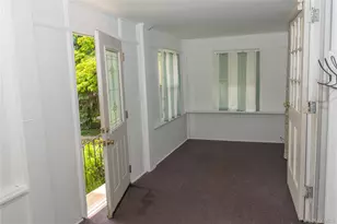 209 Sherman St, Lynbrook, NY 11563 - Photo 2
