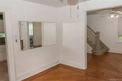 209 Sherman Street, Lynbrook, NY 11563 - Photo 6