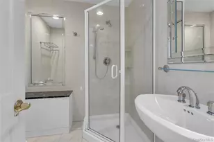 21 Martha Ct, Centerport, NY 11721 - Photo 20